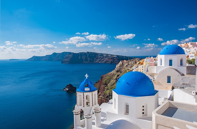 Cum să te deplasezi în Santorini