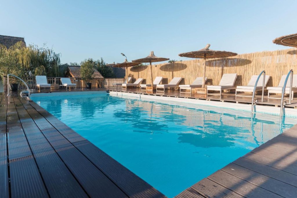 cazări Delta Dunării cu piscină - 2turistisijumatate