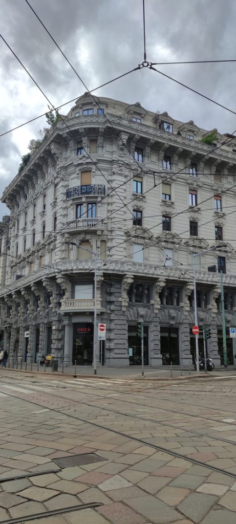 cum inchiriezi o masina in Milano?
