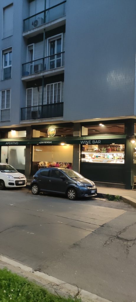 cat costa sa inchirirezi o masina in Milano