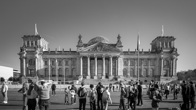 Top 10 obiective turistice Berlin - Reichstag