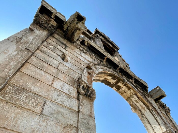Arcul lui Hadrian din Atena - top obiective turistice Atena de neratat