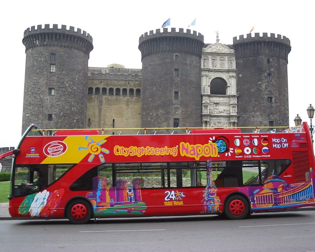 Tur cu autobuzul Hop-on hop-off, Napoli