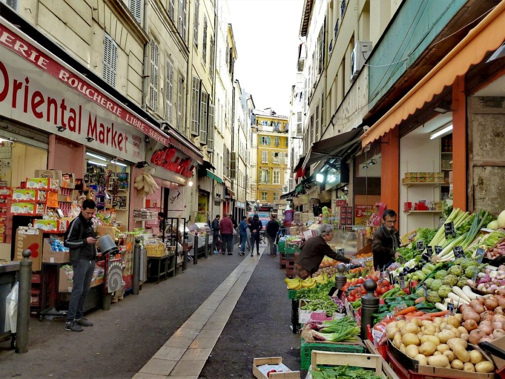 Top Obiective Turistice Marsilia - Noailles și Cours Julien