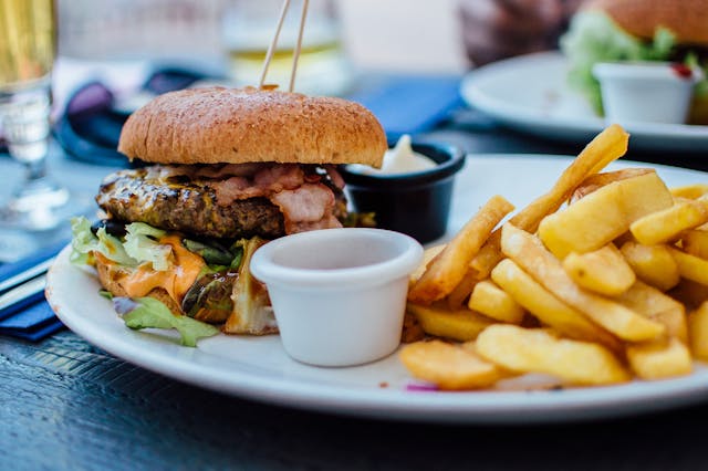 Activități unice în Marsilia - Tur gastronomic